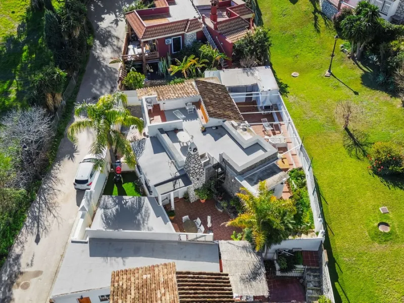 Charming detached villa located in the exclusive and highly sought-after Sohail area of Fuengirola!!