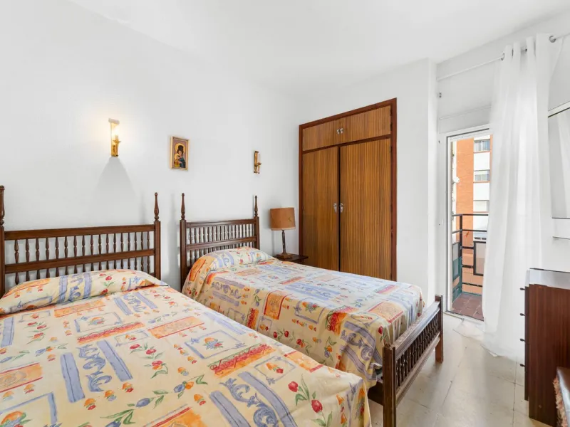 Apartment - Middle Floor Apartment в продаже в Fuengirola, Málaga. В доме 3 спален и 2 ванных комнат. Площадь дома 108 м²
