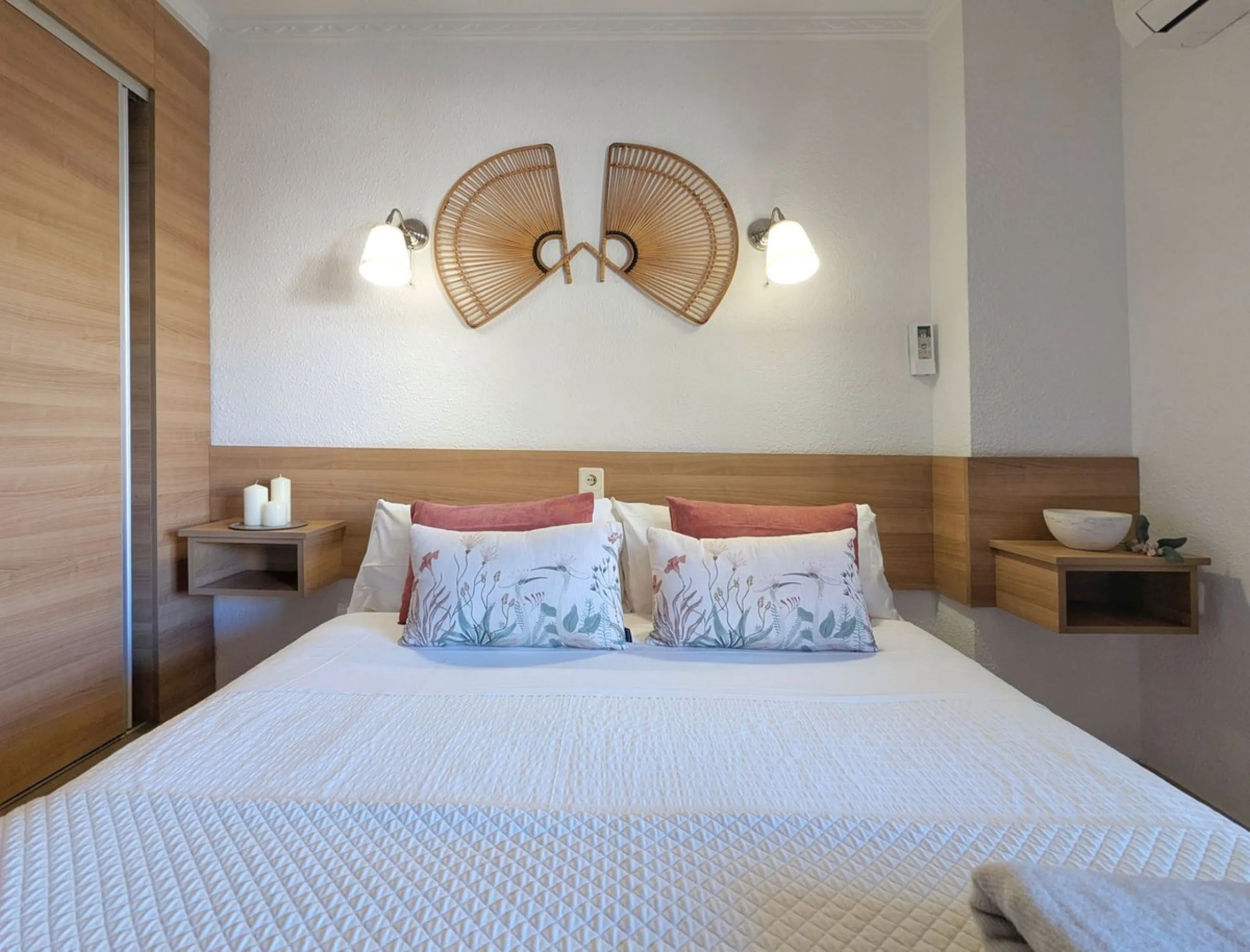 Apartment - Middle Floor Apartment в продаже в Fuengirola, Málaga. В доме 2 спален и 1 ванных комнат. Площадь дома 86 м²