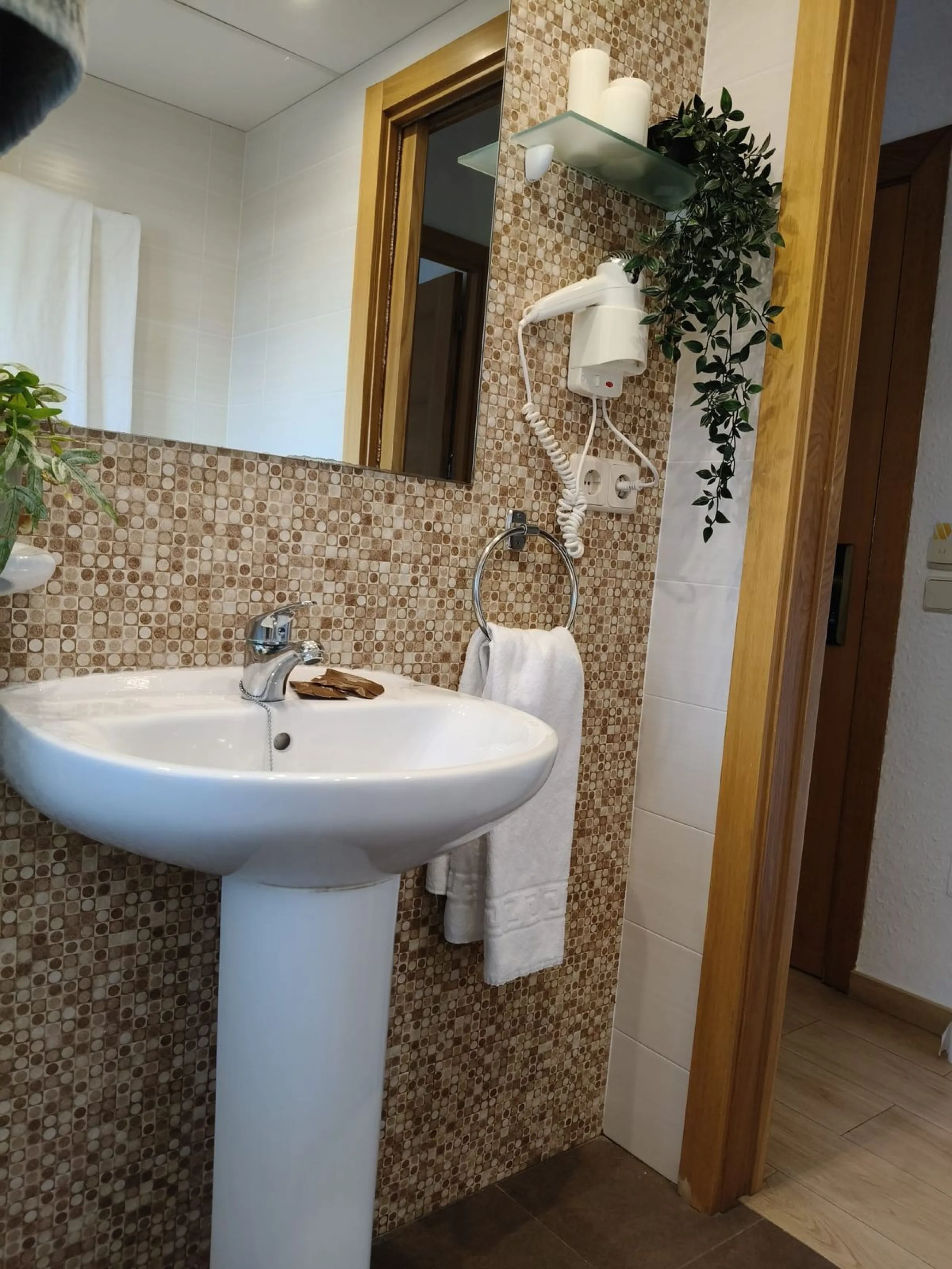 Apartment - Middle Floor Apartment в продаже в Fuengirola, Málaga. В доме 2 спален и 1 ванных комнат. Площадь дома 86 м²
