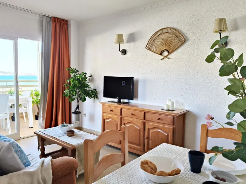 Apartment - Middle Floor Apartment в продаже в Fuengirola, Málaga. В доме 2 спален и 1 ванных комнат. Площадь дома 86 м²