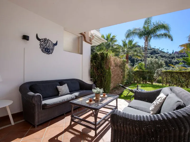 Beautifully maintained and move-in ready, this ground-floor apartment is located in Las Torres de Los Arqueros, one of the most established and well-kept communities within Los Arqueros.