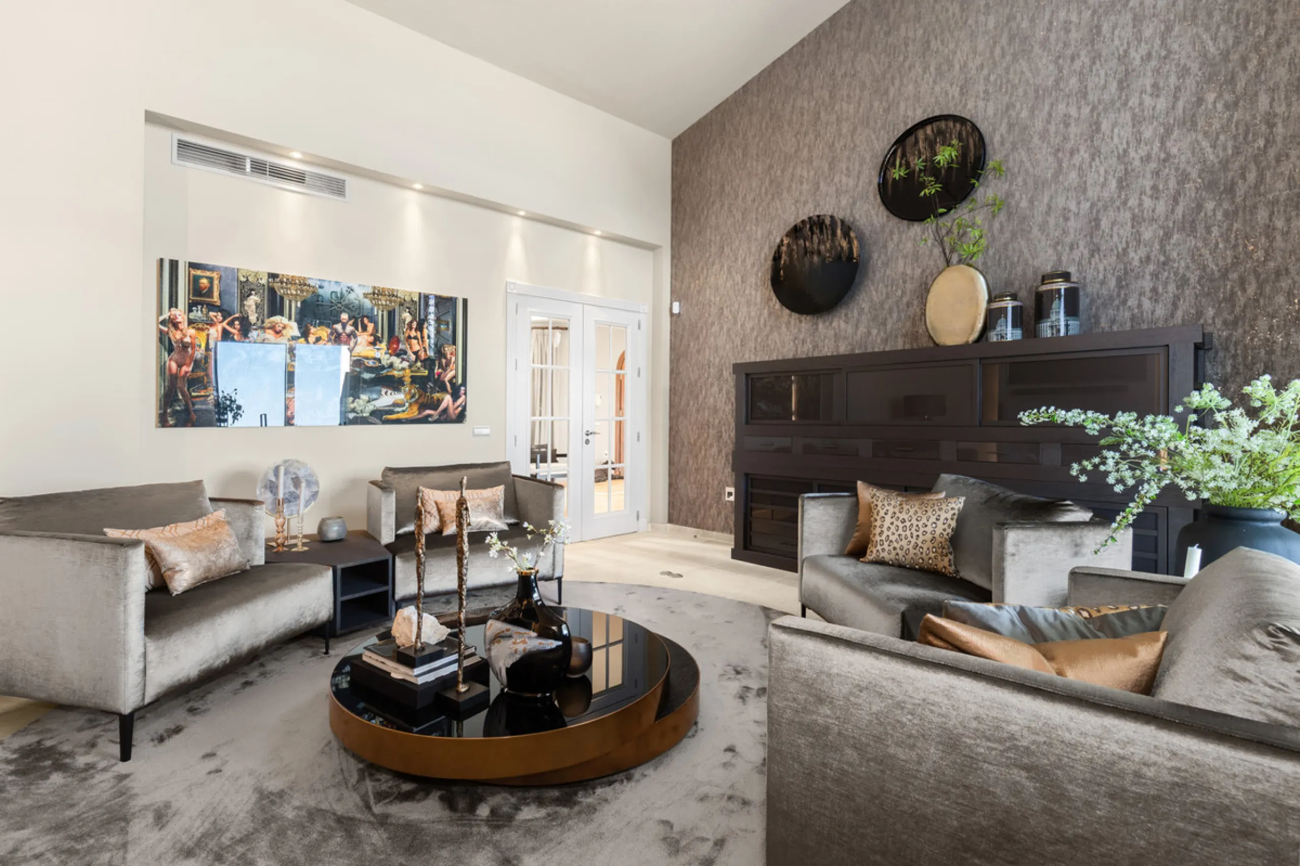 House - Detached Villa в продаже в Benahavís, Málaga. В доме 7 спален и 8 ванных комнат. Площадь дома 1014 м². Площадь участка 10100 м²