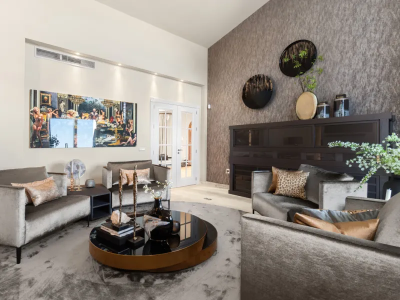 House - Detached Villa в продаже в Benahavís, Málaga. В доме 7 спален и 8 ванных комнат. Площадь дома 1014 м². Площадь участка 10100 м²