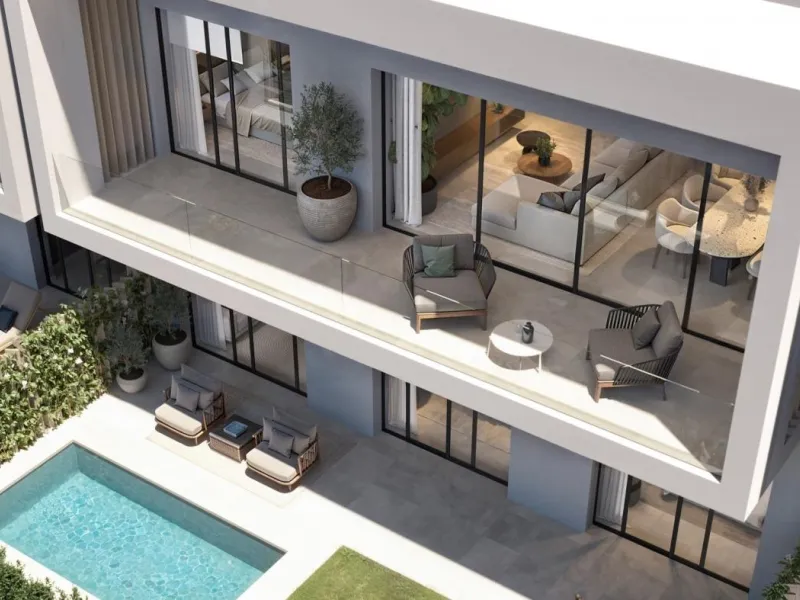 Luxury New Build Attached Villas with Sea Views and private pool in Casares del Sol& & Exclusive Residential Development in Casares del Sol& This elegant new build residential project features 55 attached villas with private swimming pools, ideal