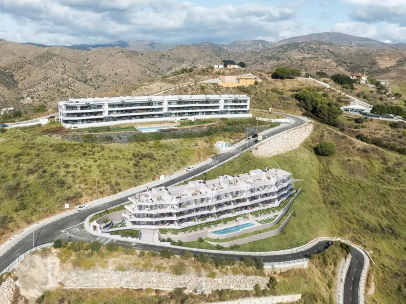 New Build Apartments with Sea Views in Rincon de la Victoria& & Contemporary Residential Living Inspired by the Mediterranean& This new build residential project in Rincon de la Victoria has been designed to evoke emotion, comfort and a true sens