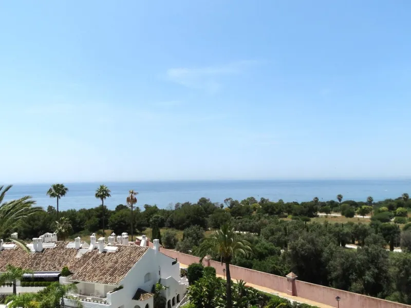 Magnificent opportunity to acquire two penthouses together.