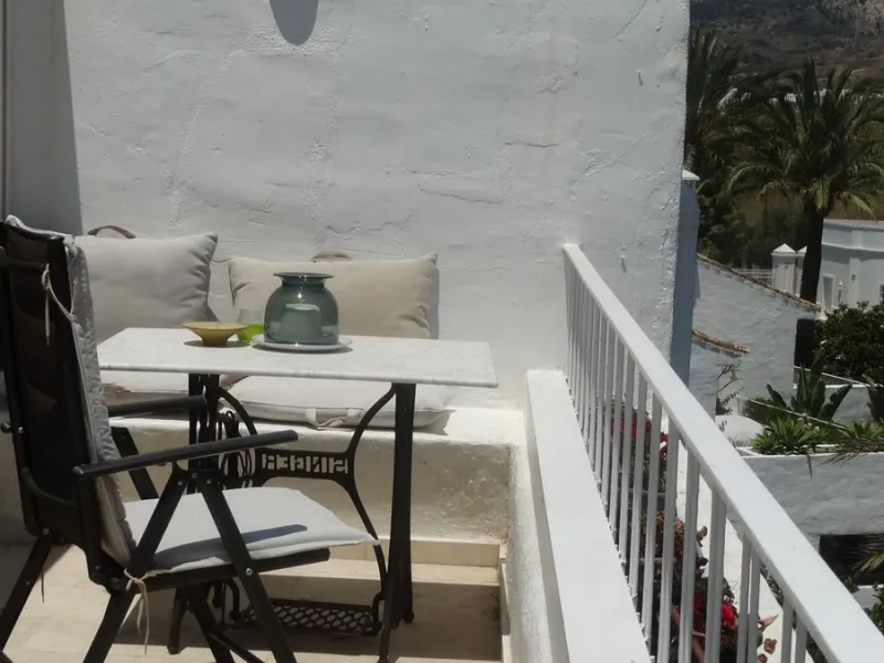 Magnificent opportunity to acquire two penthouses together.