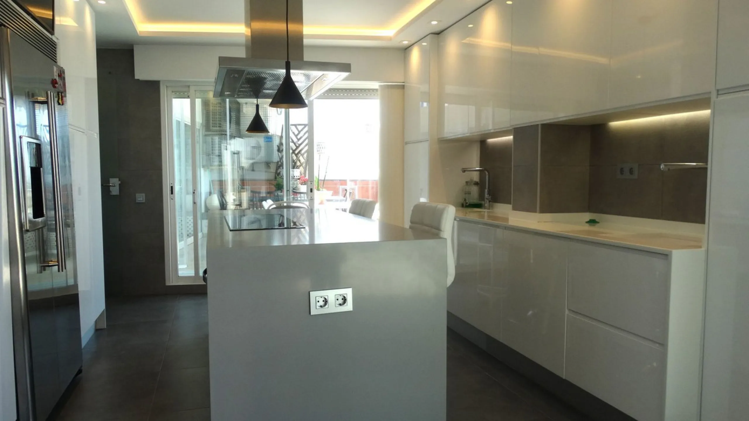 Magnificent opportunity to acquire two penthouses together.
