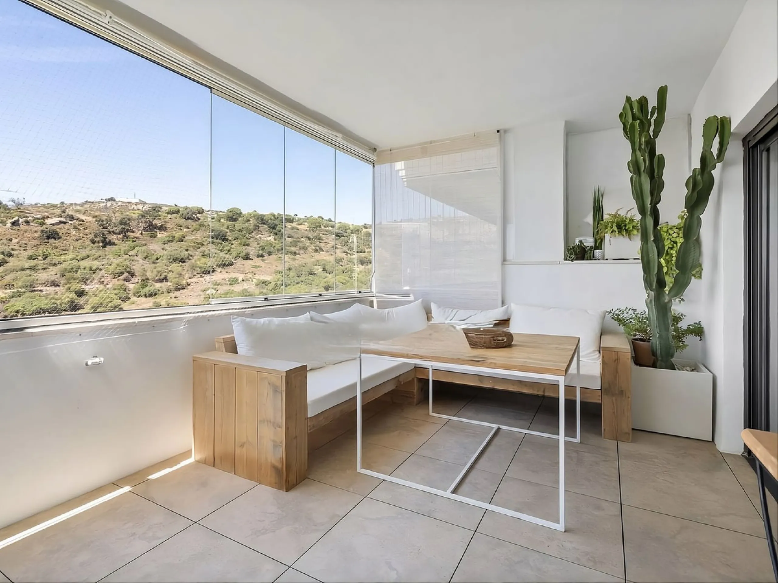 Elevated sea view apartment WITH TOURIST LICENSE!!!