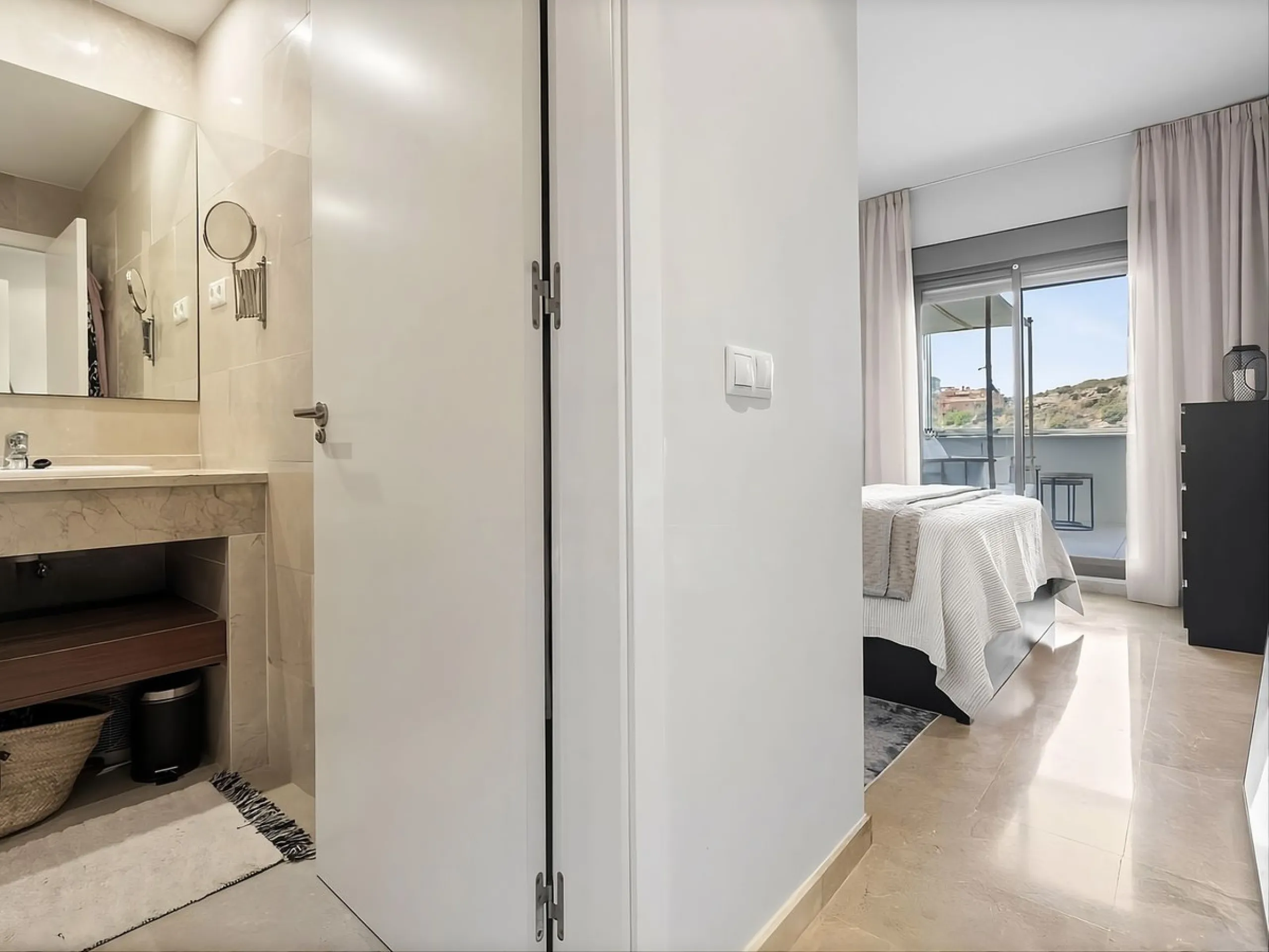 Elevated sea view apartment WITH TOURIST LICENSE!!!