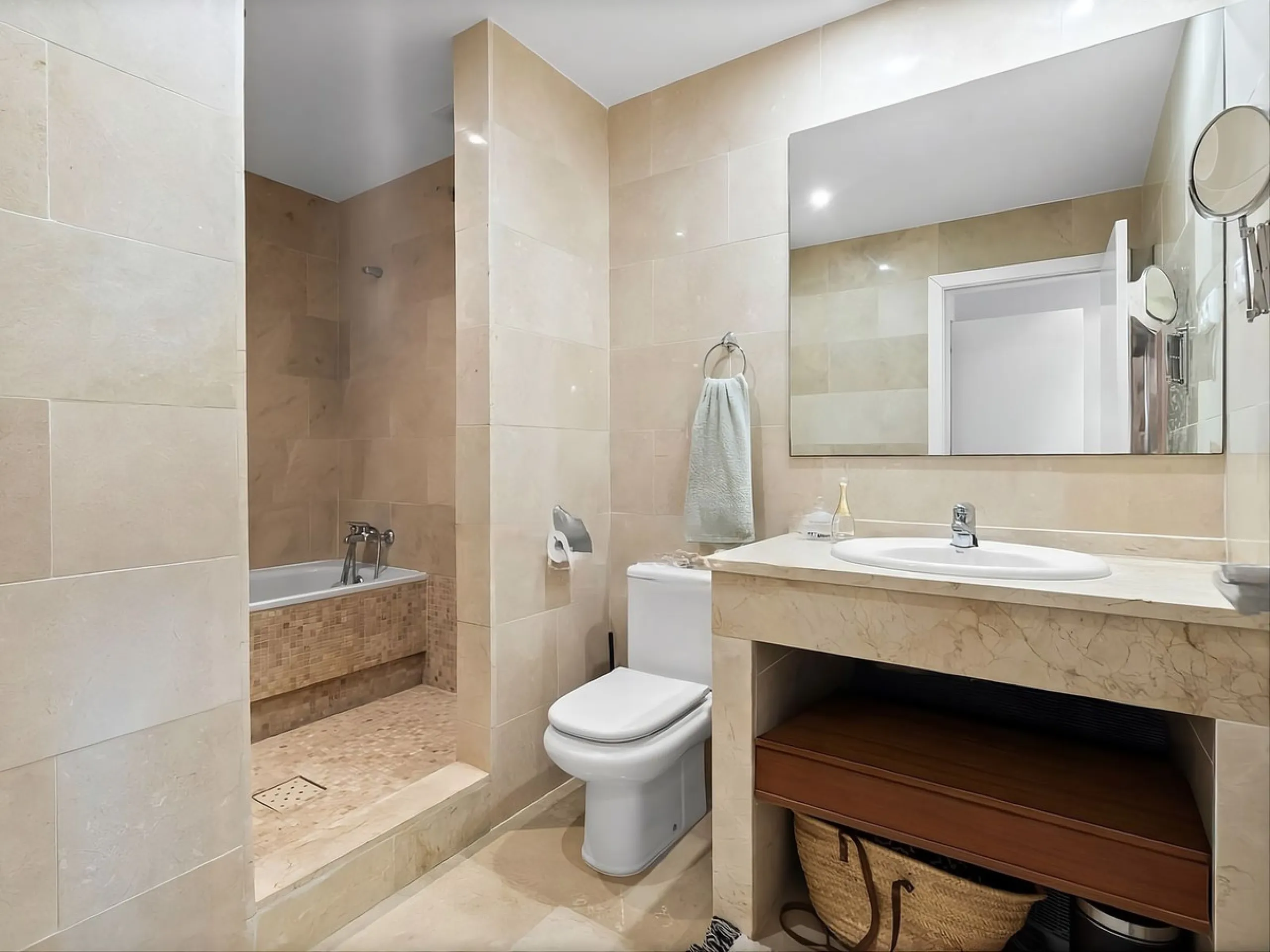 Elevated sea view apartment WITH TOURIST LICENSE!!!