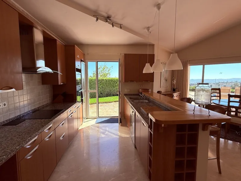 This is an exclusive opportunity to acquire a villa before renovation, saving on taxes and making your dream come true.