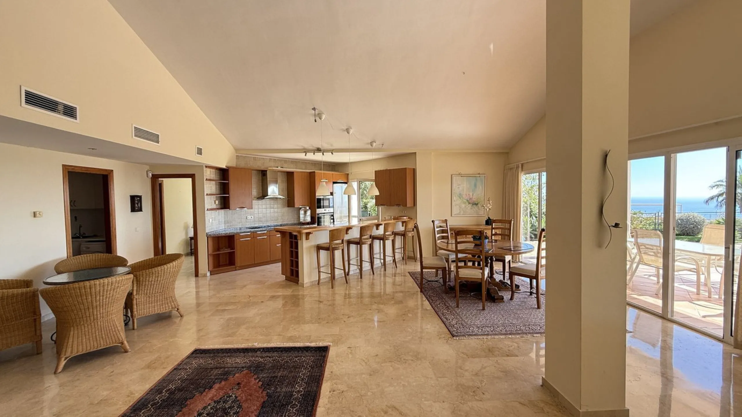 This is an exclusive opportunity to acquire a villa before renovation, saving on taxes and making your dream come true.