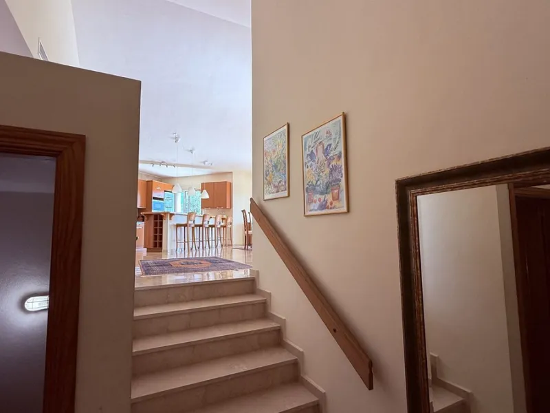 This is an exclusive opportunity to acquire a villa before renovation, saving on taxes and making your dream come true.