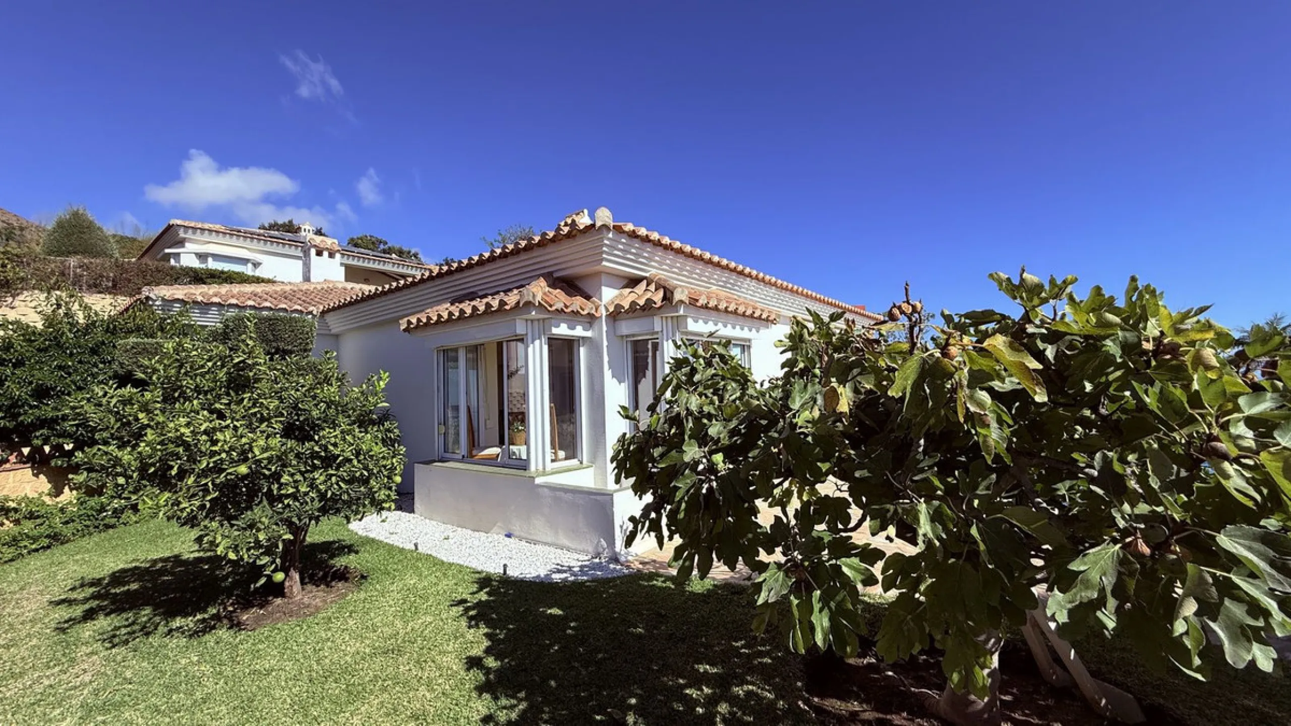 This is an exclusive opportunity to acquire a villa before renovation, saving on taxes and making your dream come true.