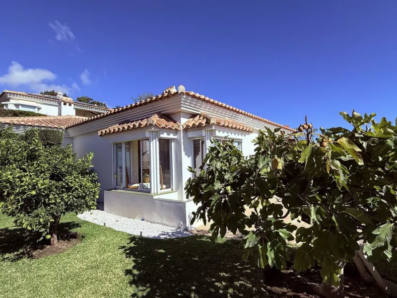 This is an exclusive opportunity to acquire a villa before renovation, saving on taxes and making your dream come true.