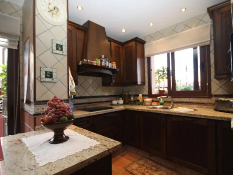 Detached villa in the beach area of El Rosario.