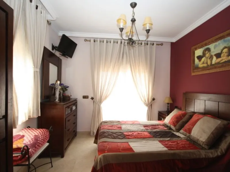 Detached villa in the beach area of El Rosario.