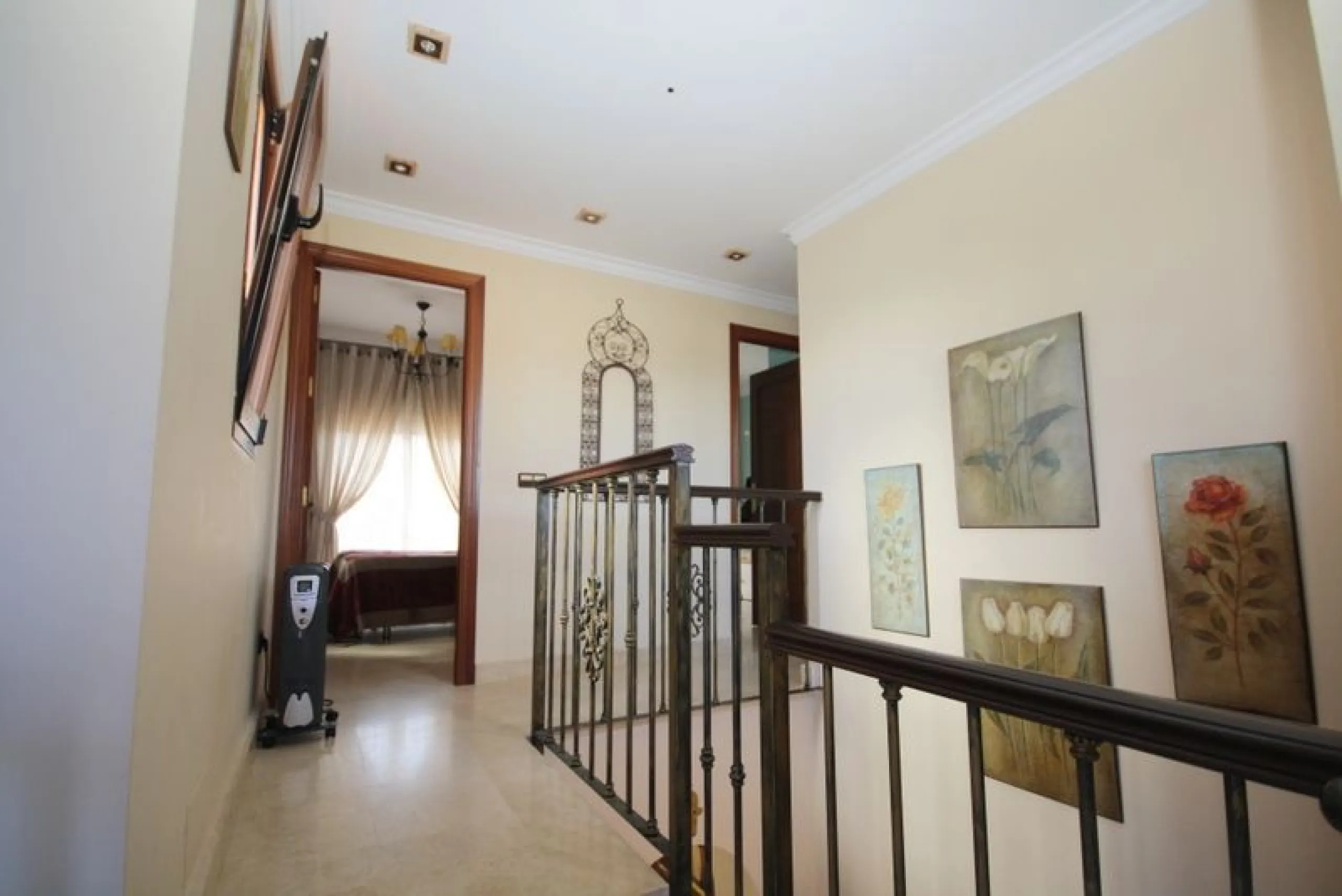 Detached villa in the beach area of El Rosario.