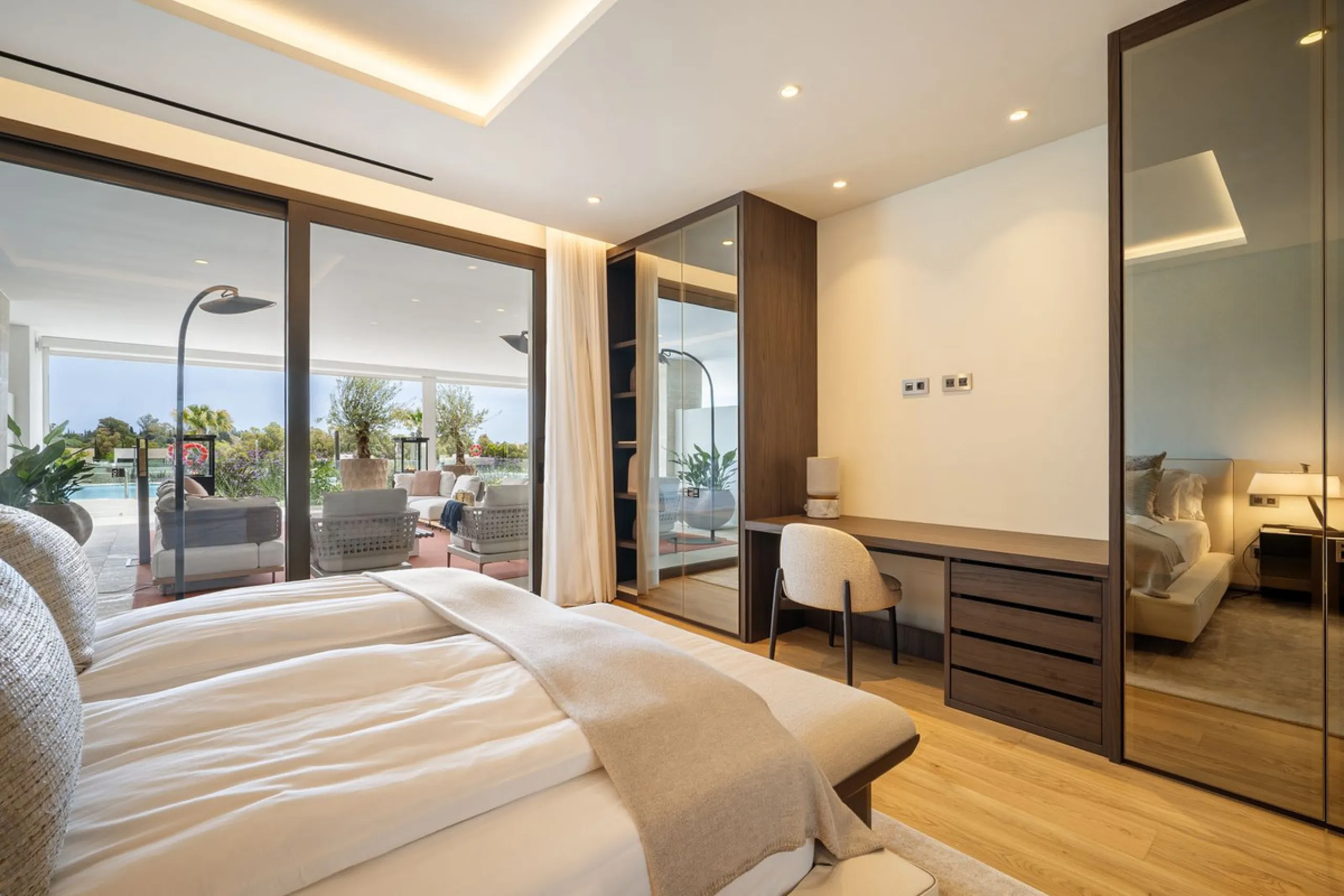 Marbella Golden Mile, Marbella