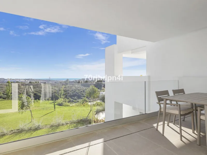 Apartment - Middle Floor Apartment в продаже в Casares, Málaga. В доме 2 спален и 2 ванных комнат. Площадь дома 84 м²
