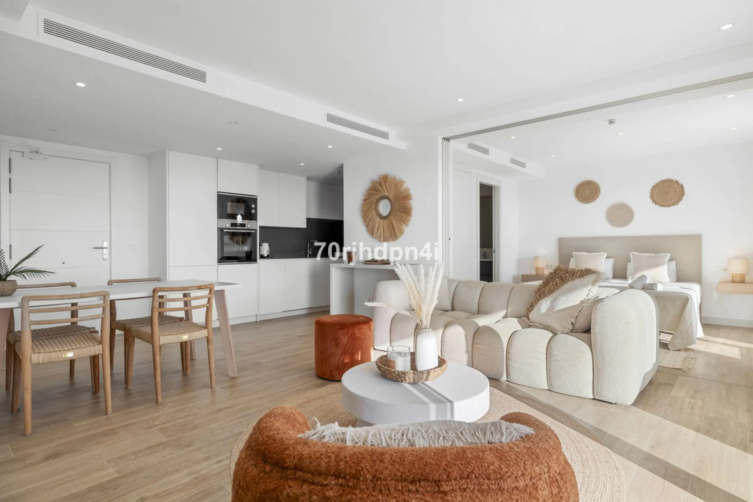 Apartment - Middle Floor Apartment в продаже в Casares, Málaga. В доме 2 спален и 2 ванных комнат. Площадь дома 84 м²
