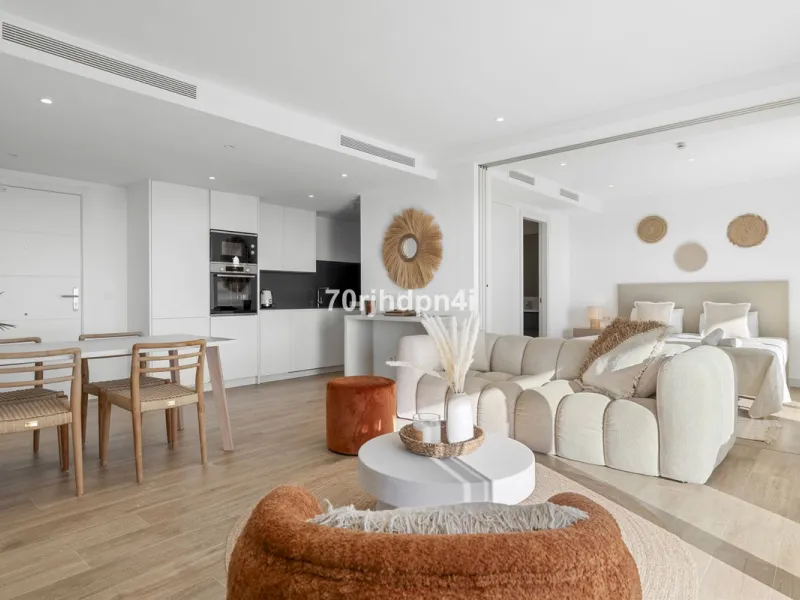 Apartment - Middle Floor Apartment в продаже в Casares, Málaga. В доме 2 спален и 2 ванных комнат. Площадь дома 84 м²