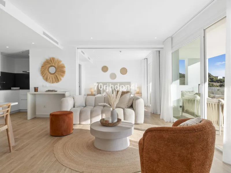 Apartment - Middle Floor Apartment в продаже в Casares, Málaga. В доме 2 спален и 2 ванных комнат. Площадь дома 84 м²