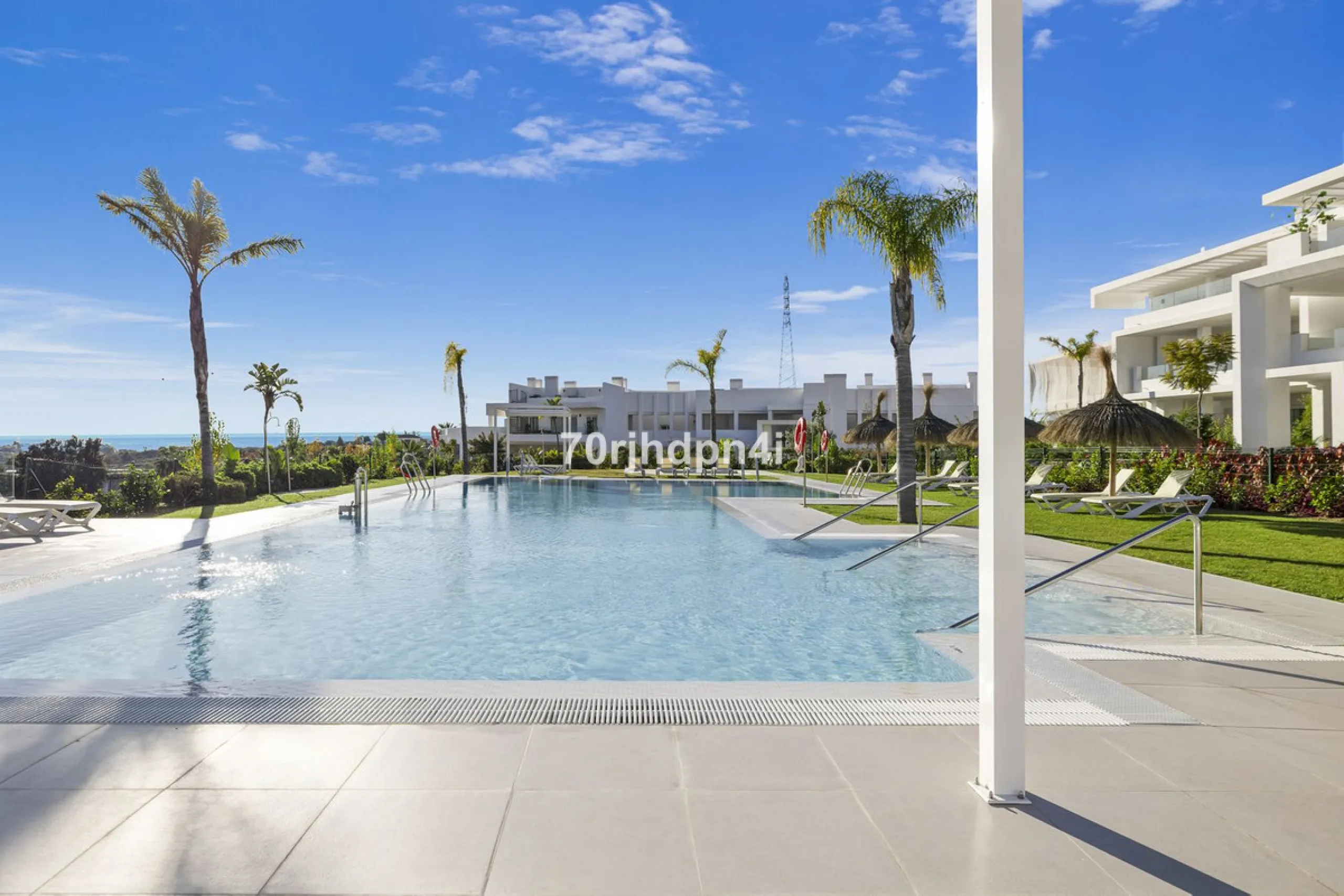 Apartment - Middle Floor Apartment в продаже в Casares, Málaga. В доме 2 спален и 2 ванных комнат. Площадь дома 84 м²
