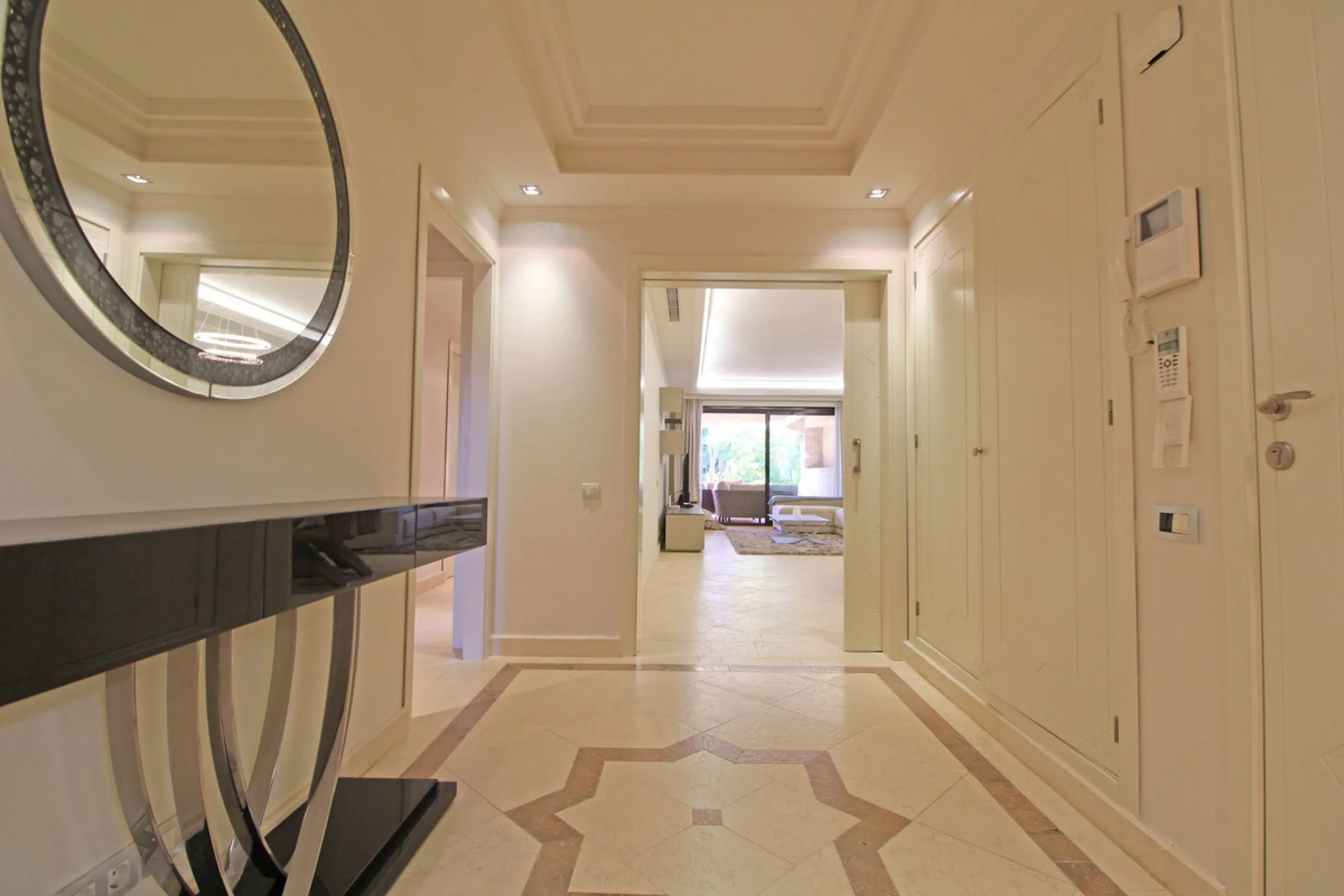 Nestled in the peaceful beachside enclave of Casasola, this charming ground-floor apartment