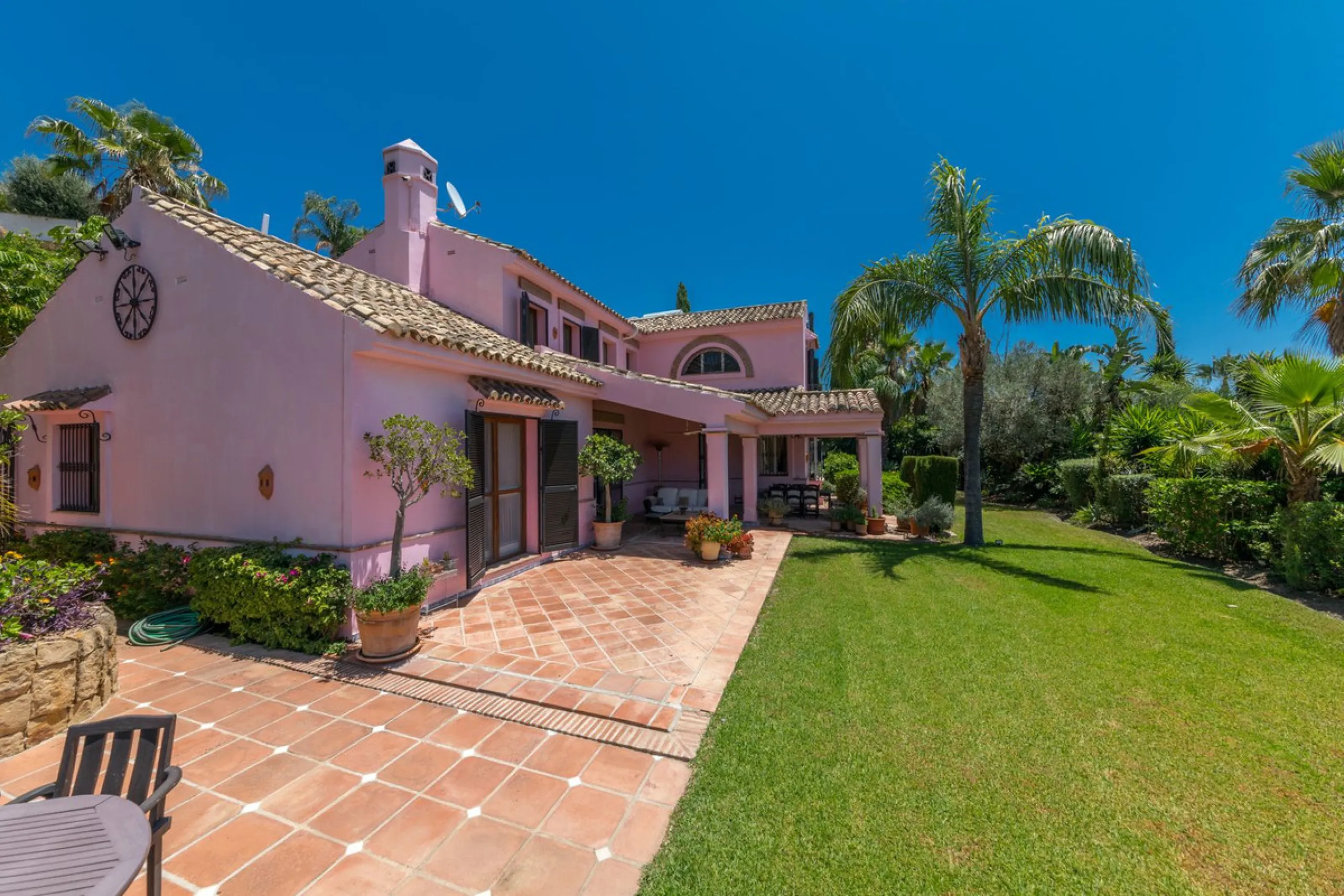 Spectacular country style 5 bedroom villa with open views at Puerto De  Los Alemendros, Benahavis