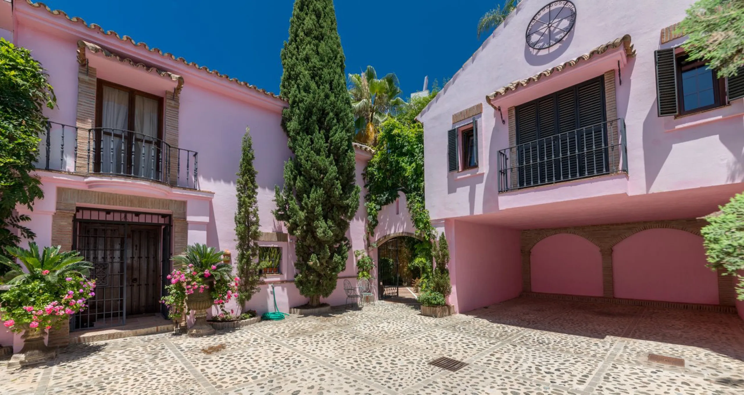 Spectacular country style 5 bedroom villa with open views at Puerto De  Los Alemendros, Benahavis