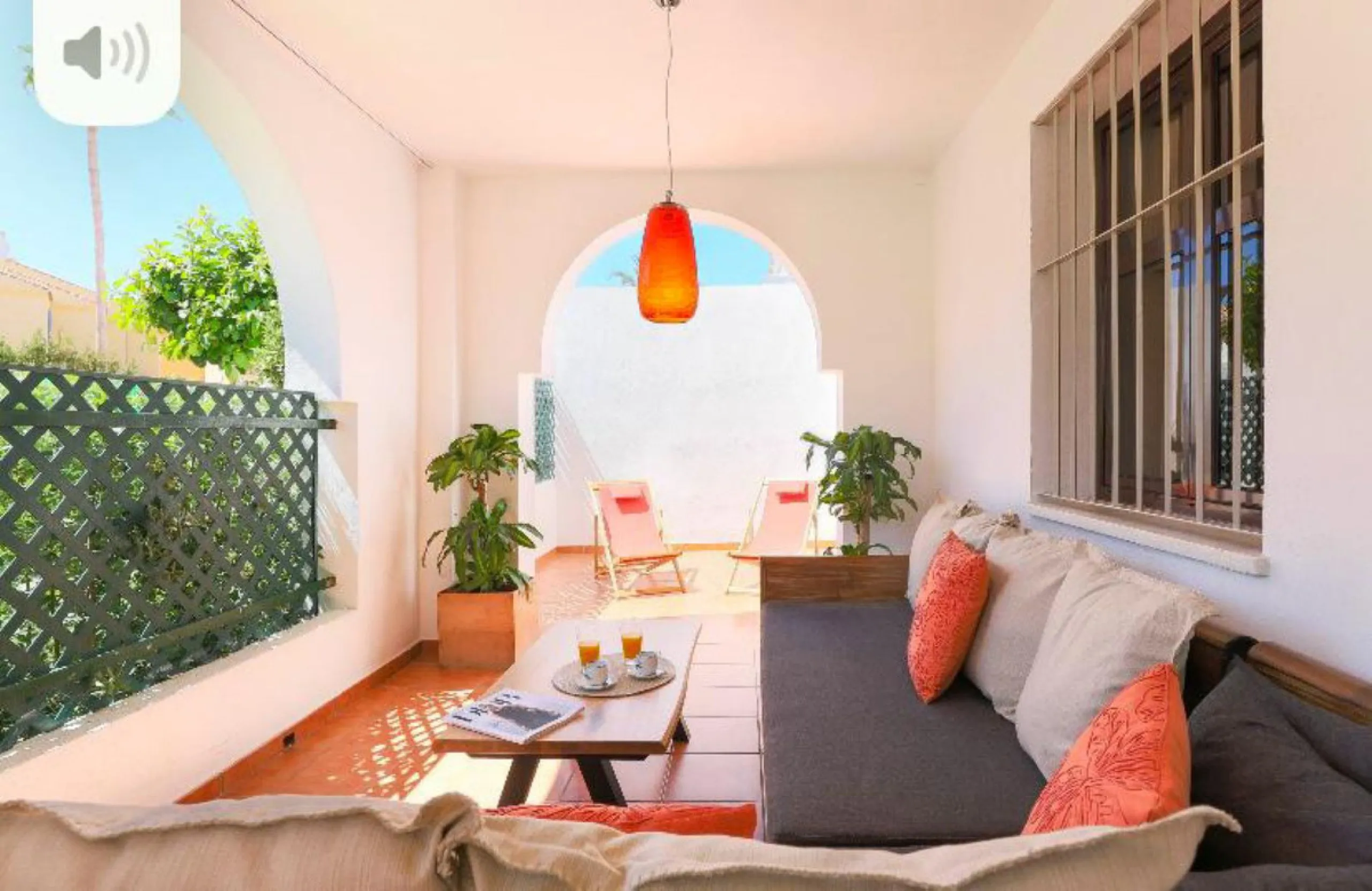 Apartment - Ground Floor Apartment в продаже в Marbella, Málaga. В доме 2 спален и 2 ванных комнат. Площадь дома 141 м²