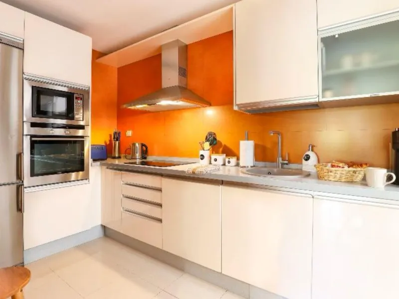 Apartment - Ground Floor Apartment в продаже в Marbella, Málaga. В доме 2 спален и 2 ванных комнат. Площадь дома 141 м²