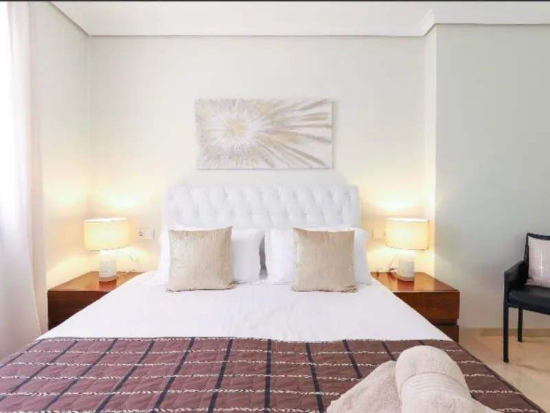 Apartment - Ground Floor Apartment в продаже в Marbella, Málaga. В доме 2 спален и 2 ванных комнат. Площадь дома 141 м²