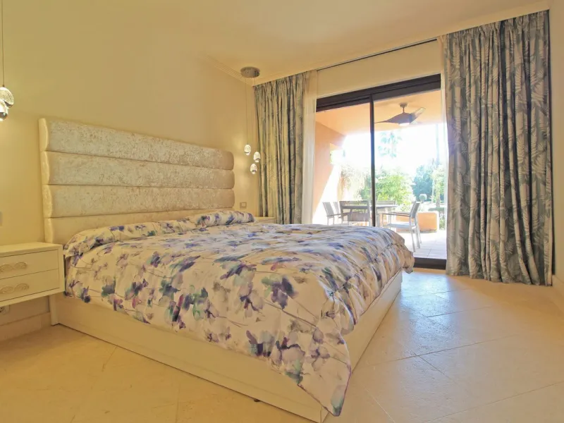 Nestled in the peaceful beachside enclave of Casasola, this charming ground-floor apartment