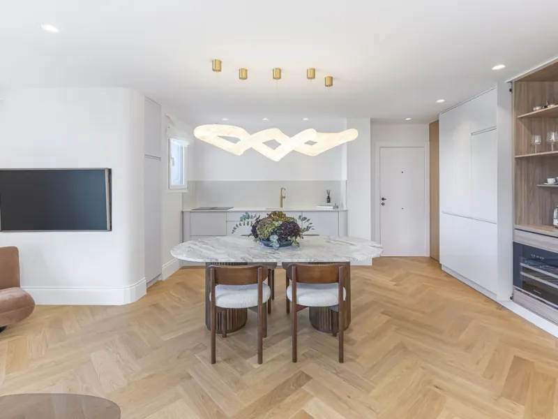 Stylish 2-room apartment with tourist license in the heart of Puerto Banús