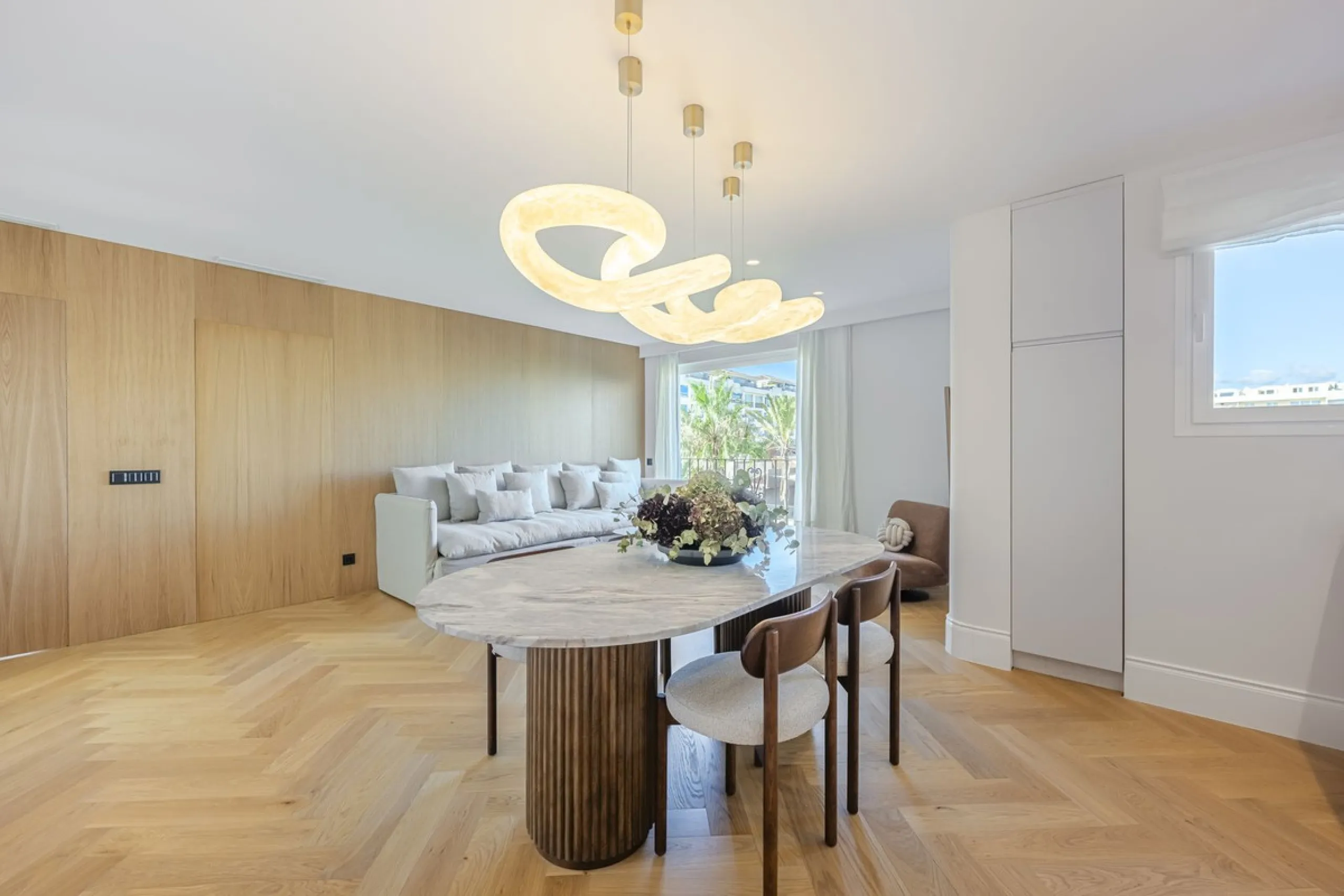 Stylish 2-room apartment with tourist license in the heart of Puerto Banús