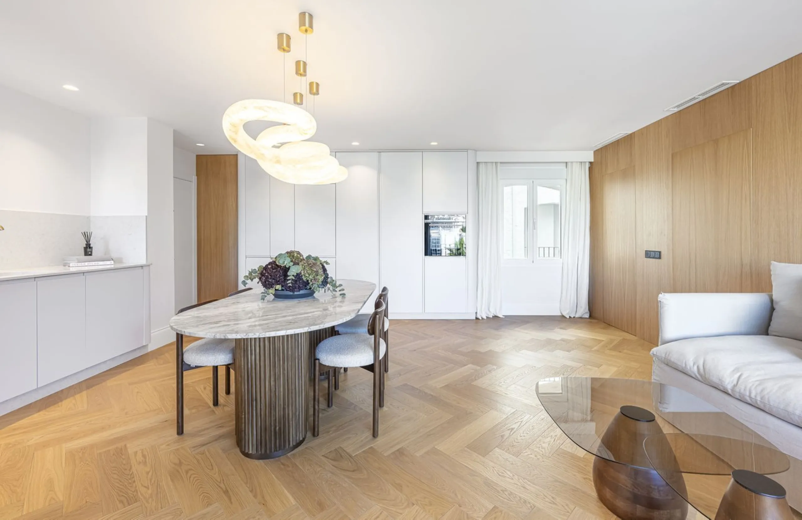 Stylish 2-room apartment with tourist license in the heart of Puerto Banús