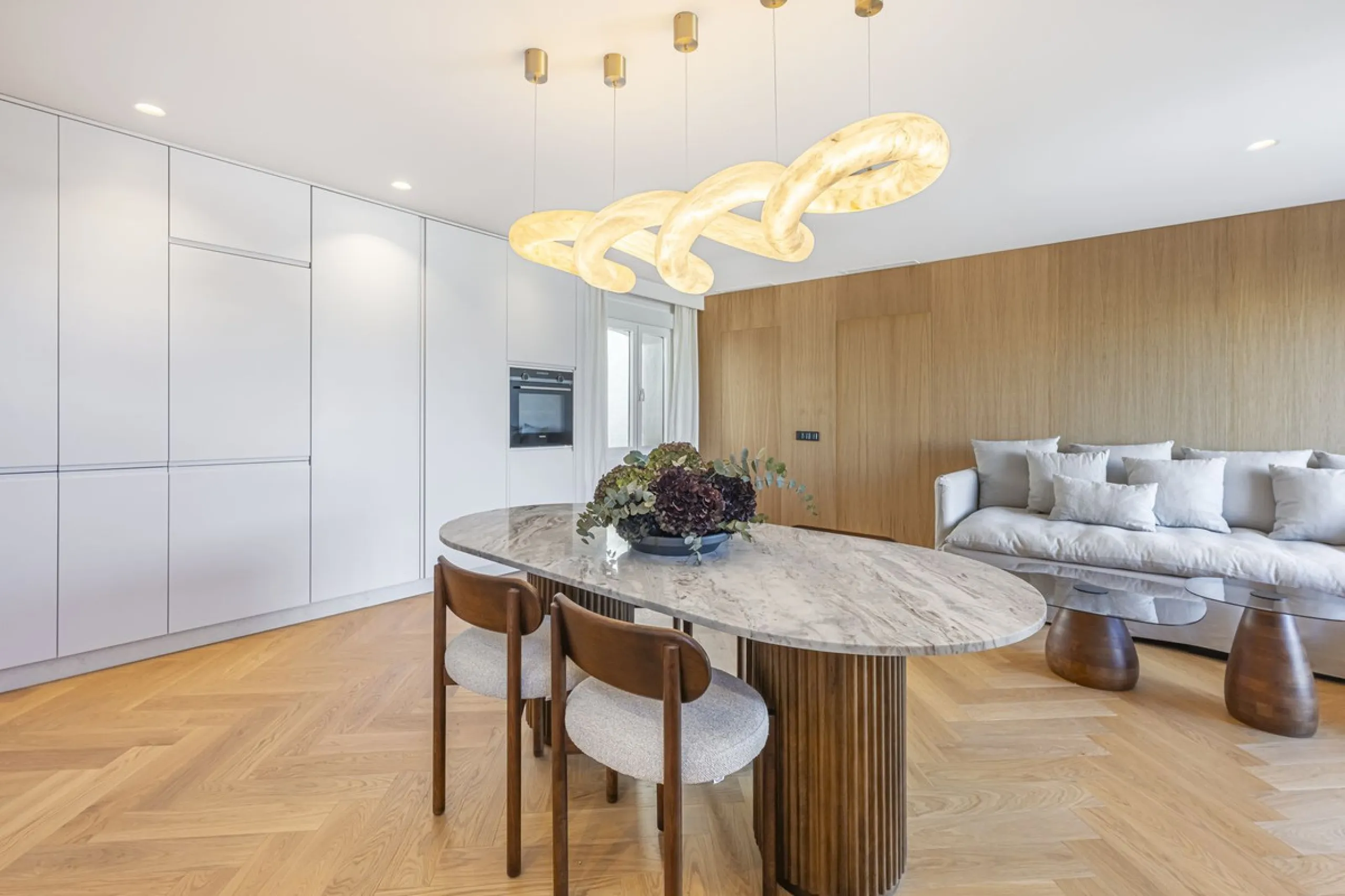 Stylish 2-room apartment with tourist license in the heart of Puerto Banús