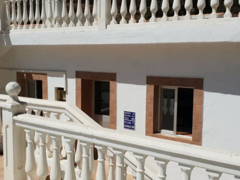 House - Finca - Cortijo в продаже в Málaga, Málaga. В доме 4 спален и 3 ванных комнат. Площадь дома 190 м². Площадь участка 5000 м²