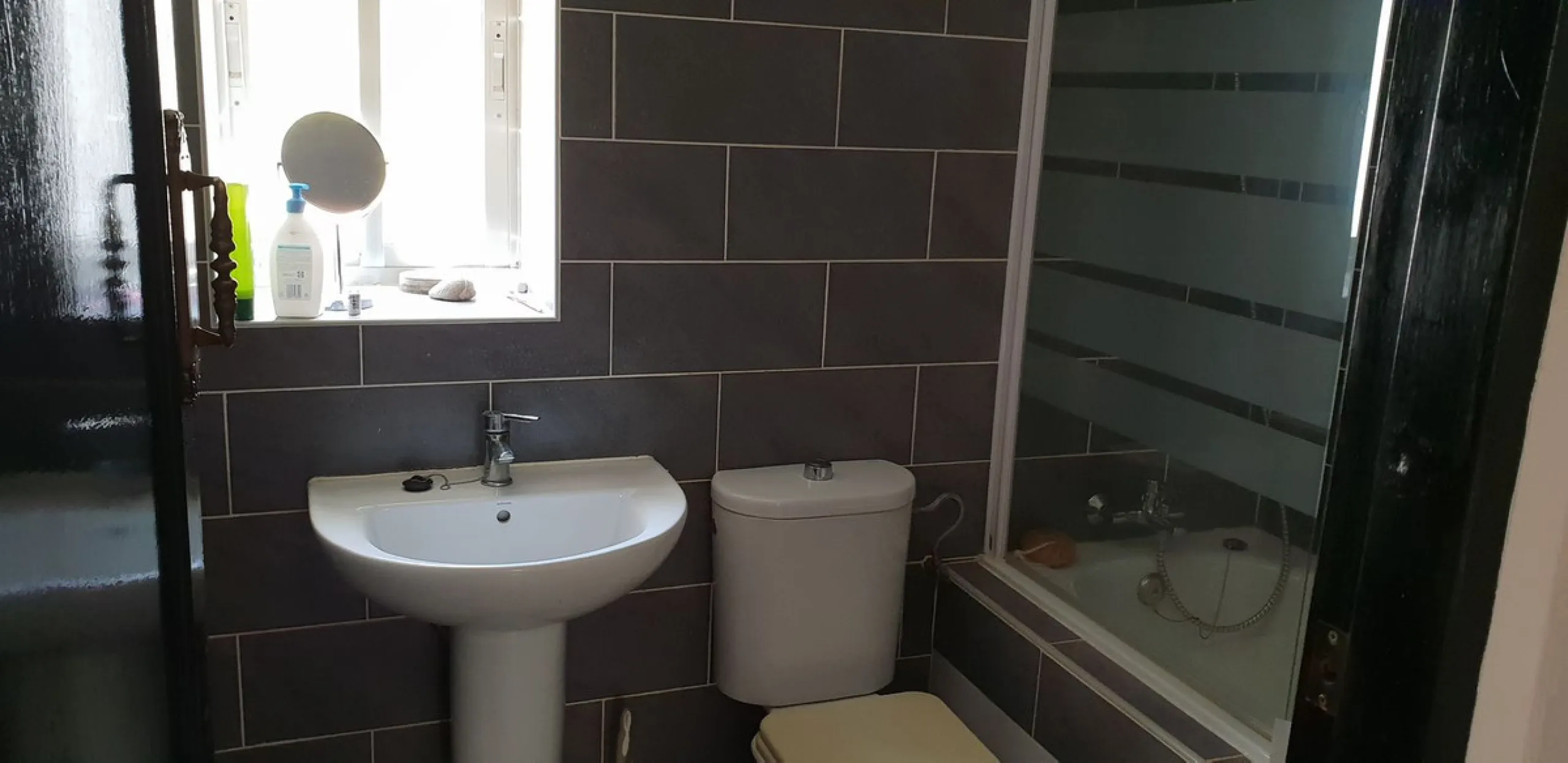 House - Finca - Cortijo в продаже в Málaga, Málaga. В доме 4 спален и 3 ванных комнат. Площадь дома 190 м². Площадь участка 5000 м²