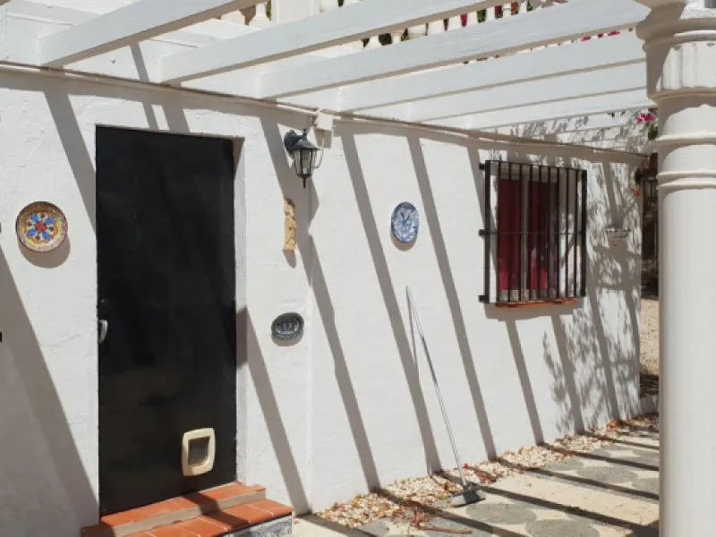 House - Finca - Cortijo в продаже в Málaga, Málaga. В доме 4 спален и 3 ванных комнат. Площадь дома 190 м². Площадь участка 5000 м²