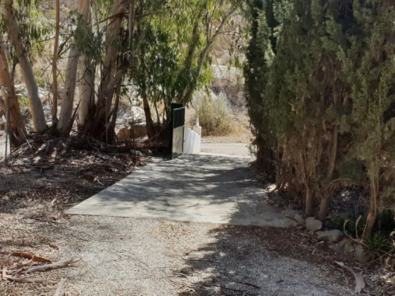 House - Finca - Cortijo в продаже в Málaga, Málaga. В доме 4 спален и 3 ванных комнат. Площадь дома 190 м². Площадь участка 5000 м²