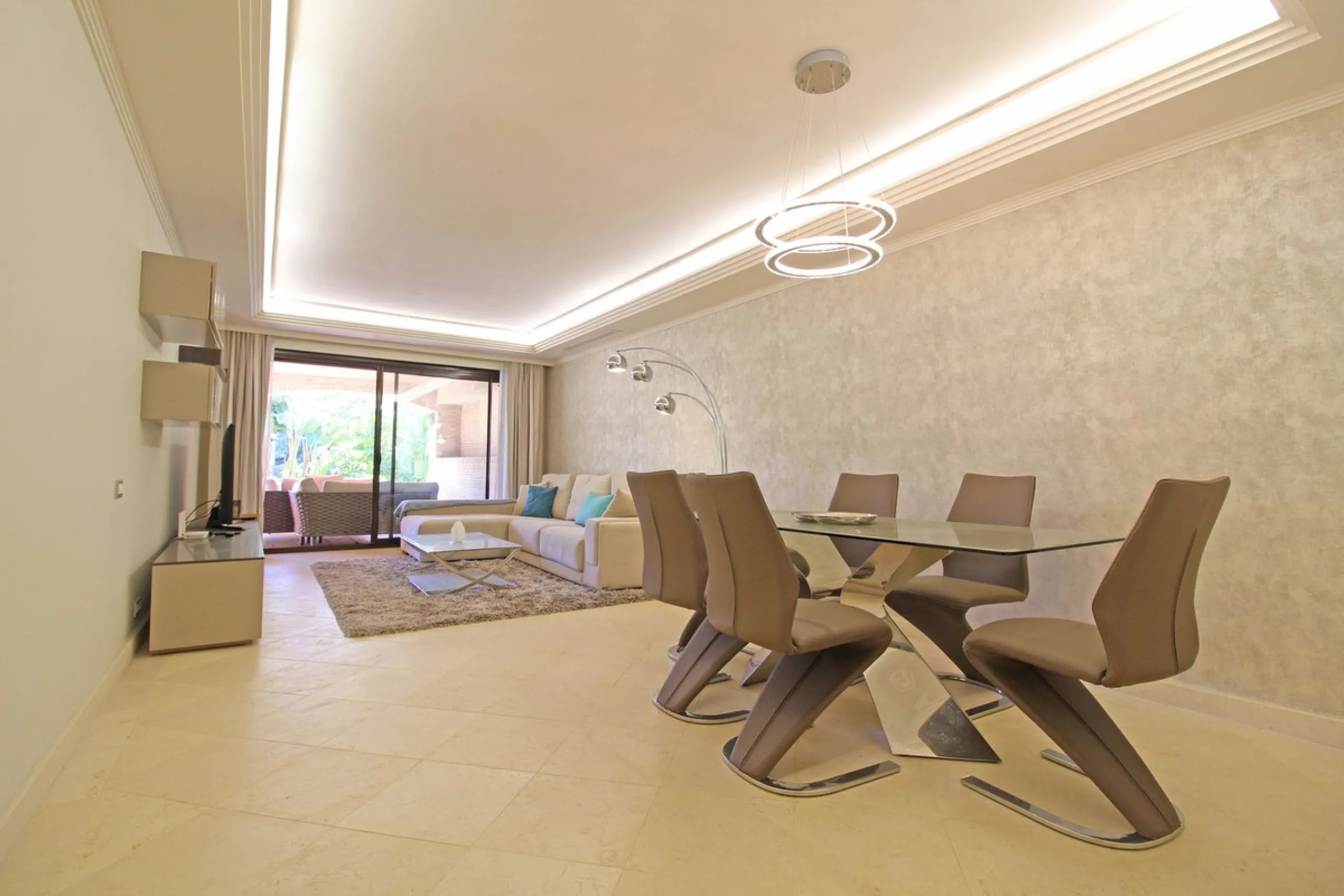Nestled in the peaceful beachside enclave of Casasola, this charming ground-floor apartment