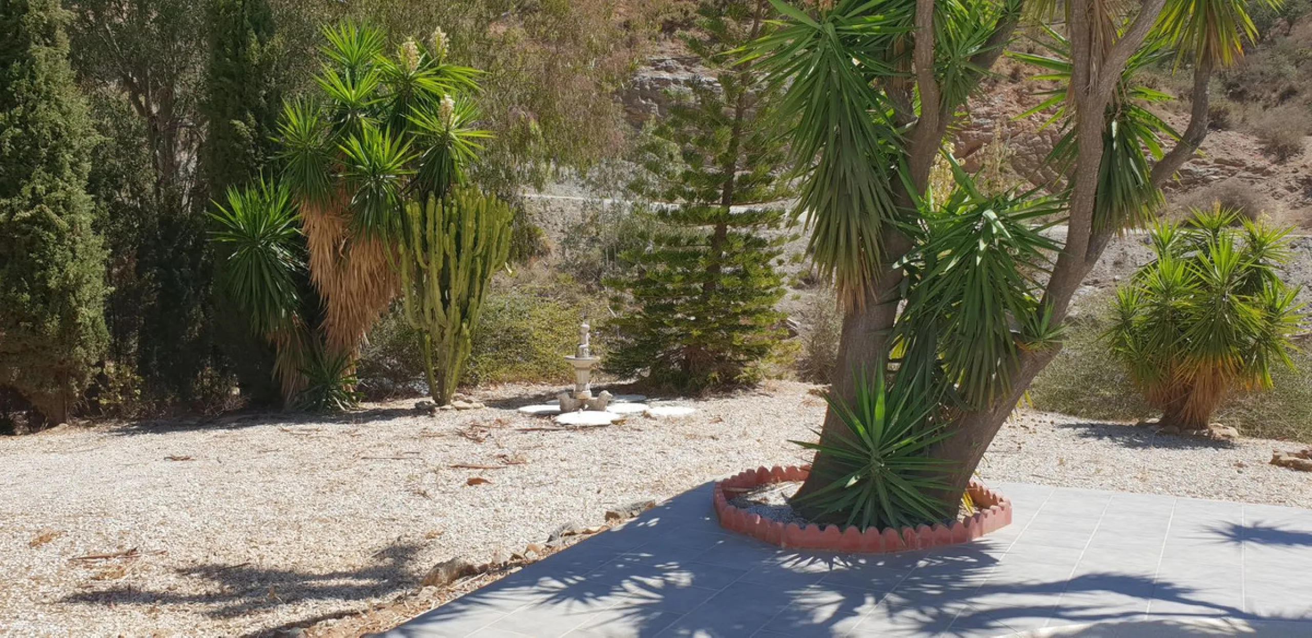 House - Finca - Cortijo в продаже в Málaga, Málaga. В доме 4 спален и 3 ванных комнат. Площадь дома 190 м². Площадь участка 5000 м²