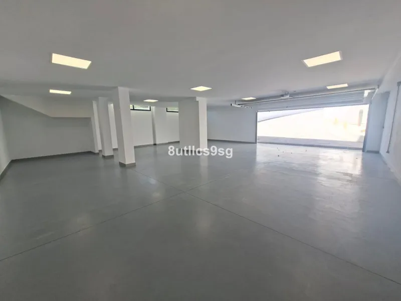 This contemporary villa is situated in the sought-after area of Paraiso Alto, Benahavis, Malaga. The property offers six bedrooms and eight bathrooms, including six en-suite, and stands out for its generous proportions with a built area of 1,038m² and a p
