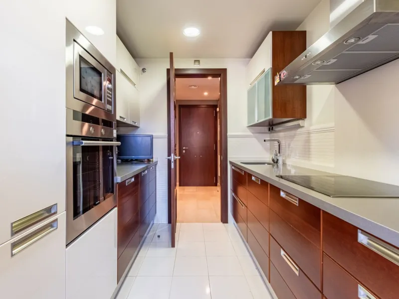 Prime 2-Bedroom Apartment with Pool Views close to Centro Plaza and Puerto Banus!