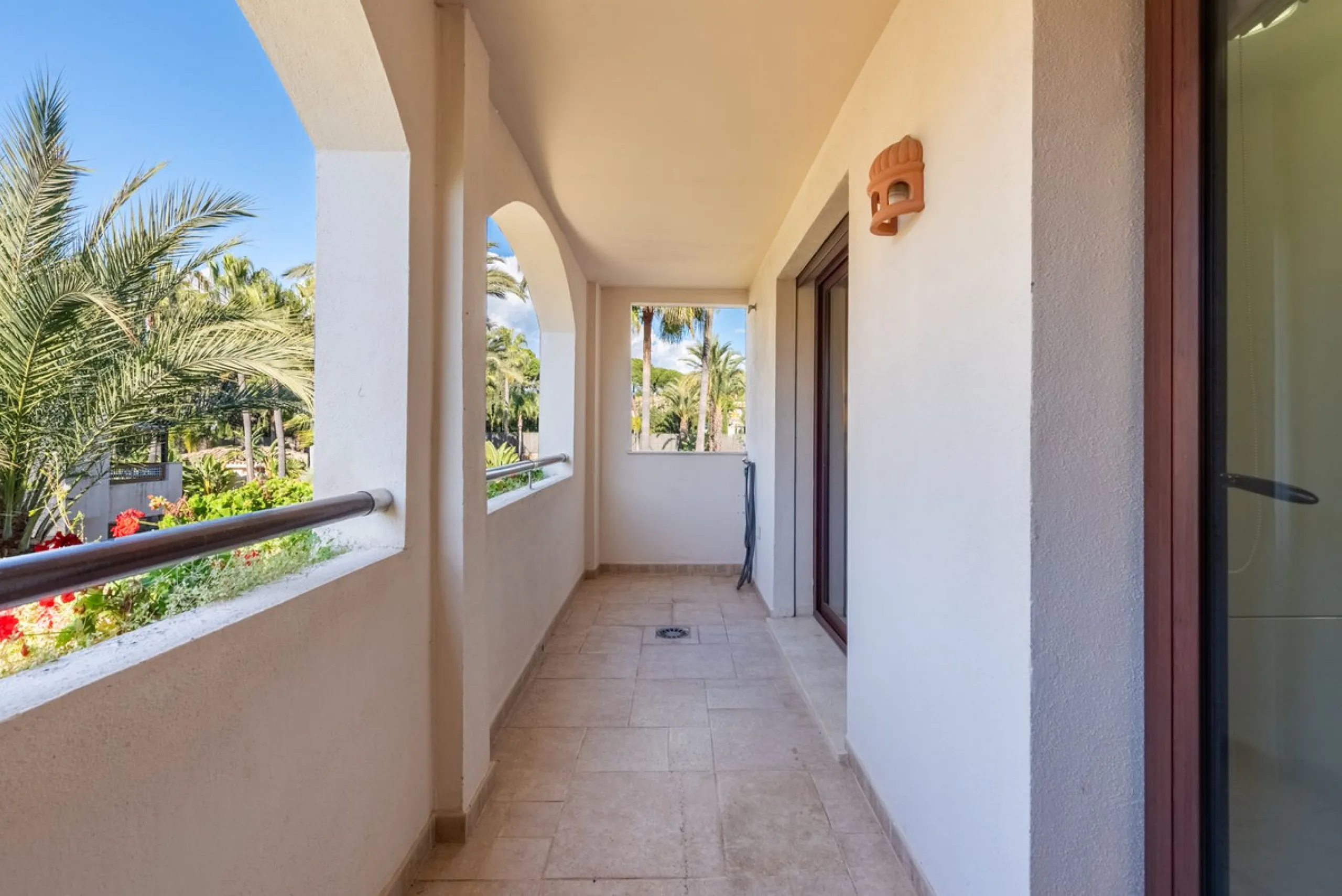 Prime 2-Bedroom Apartment with Pool Views close to Centro Plaza and Puerto Banus!